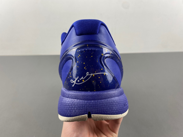 zoom kobe 429659-104