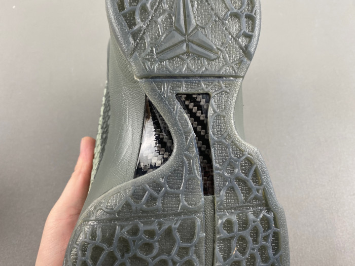 zoom kobe 869457-007