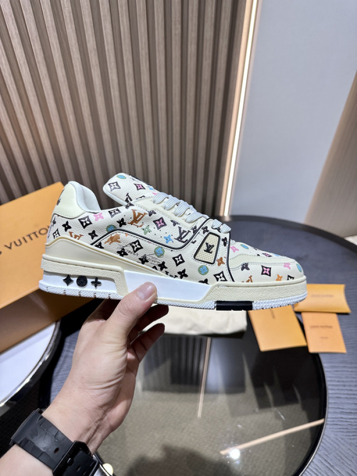 l0vt sneakers