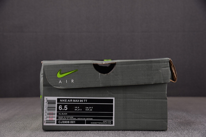 nk air max 95 recraft triple black cj3906-001