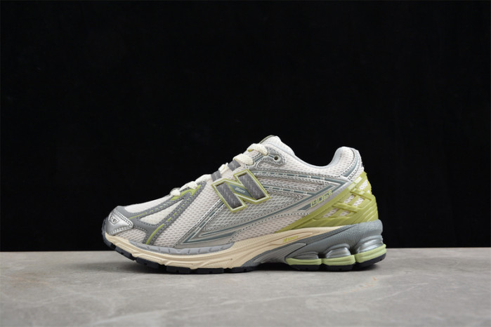 new balance m1906rem