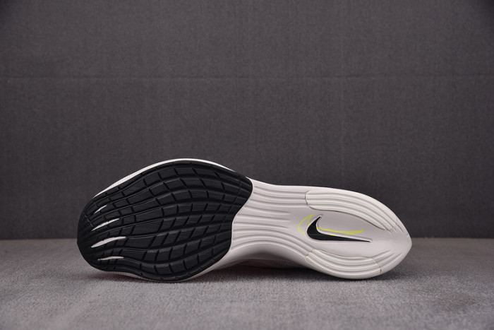 nike zoomx vaporfly next% 2 dj5457-100