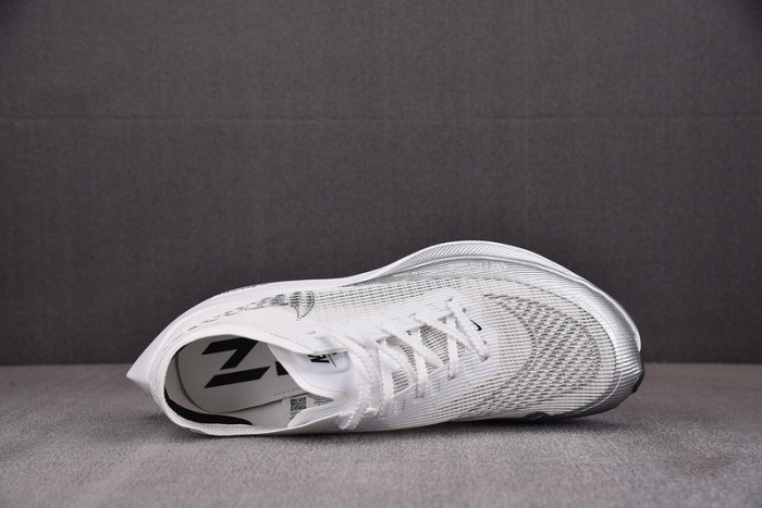 nike zoomx vaporfly next% 2 cu4111-100
