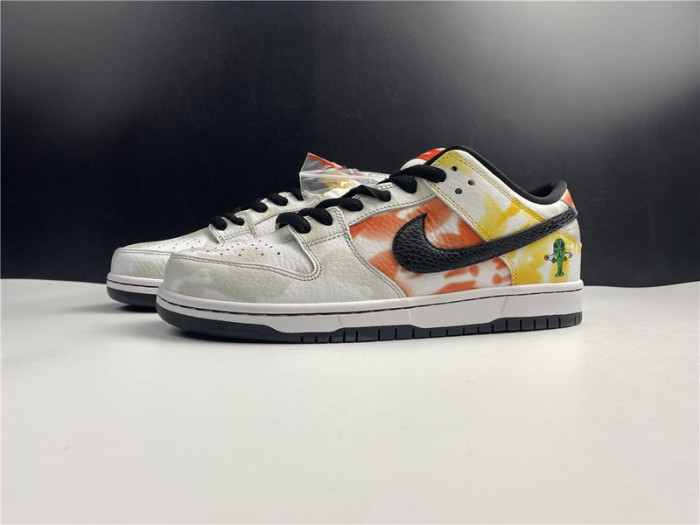 nike sb dunk low“raygun” bq6832-101