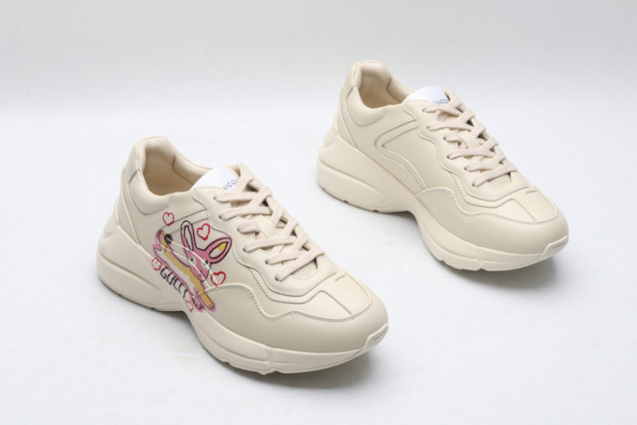 g*u*i ace embroidered low-top sneaker e2359