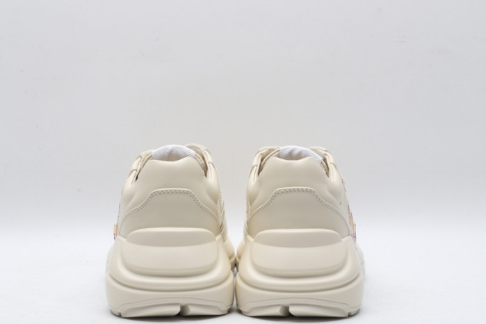 g*u*i ace embroidered low-top sneaker e2359