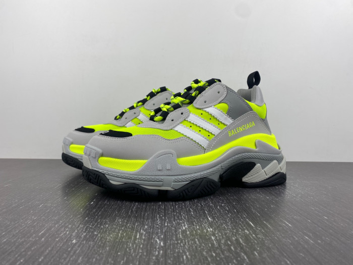 Ba*len*cia*ga triple s sneaker w2zb2 7512