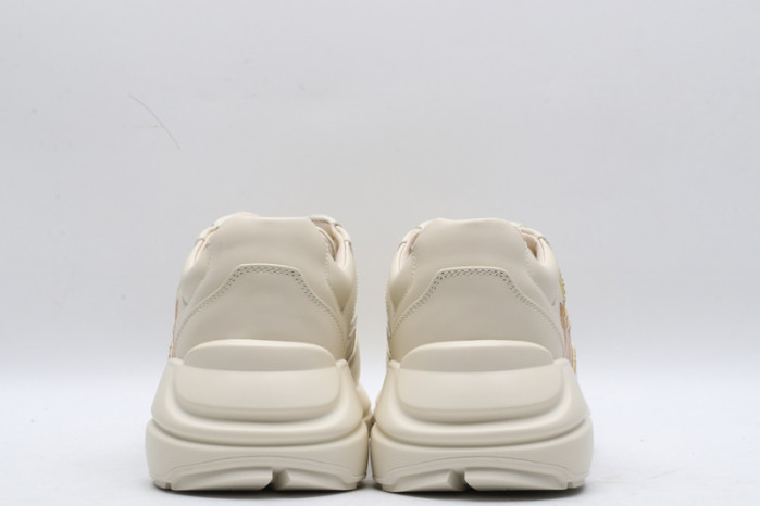 g*u*i ace embroidered low-top sneaker e2292