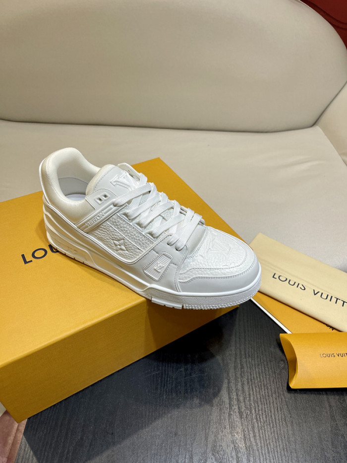 l0vt sneakers