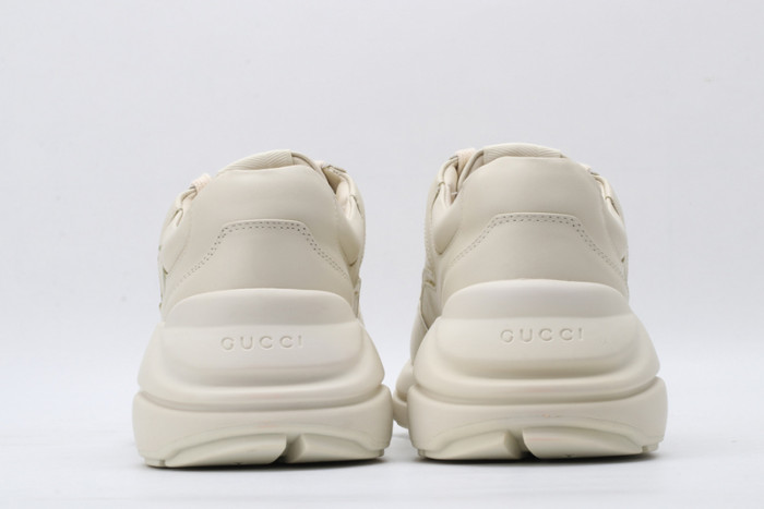 g*u*i ace embroidered low-top sneaker e2280