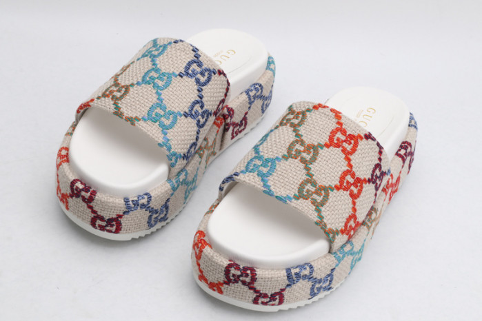 g*u*i sandals d6579