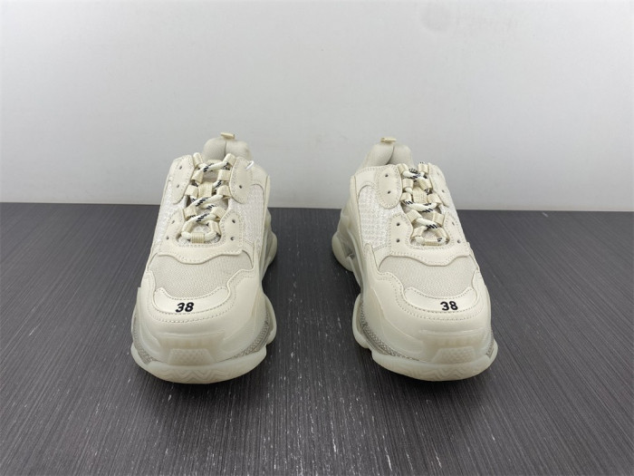 Ba*len*cia*ga triple s sneaker w1o84 6315