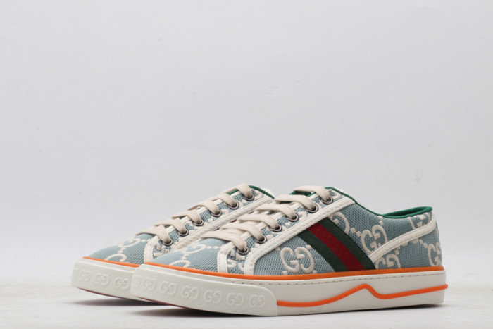 g*u*i ace embroidered low-top sneaker e2308