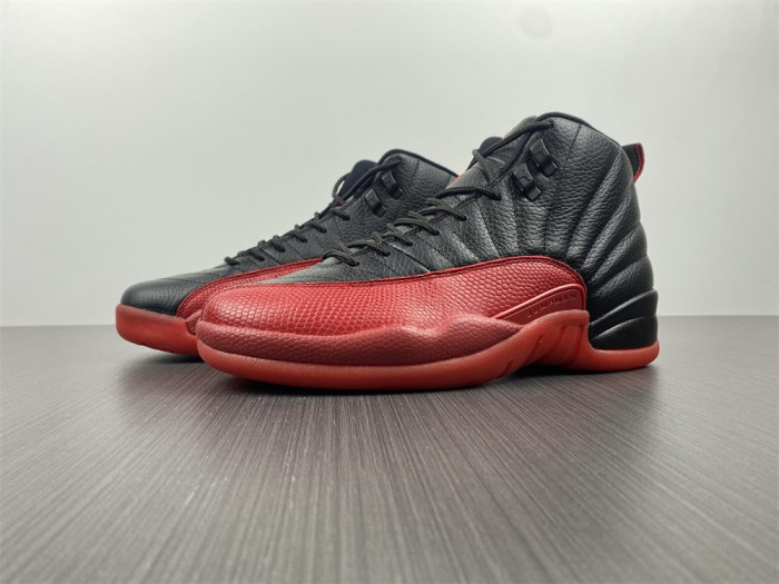 jordan 12 retro flu game (2016) 130690-002