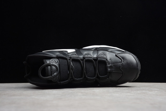 air max uptempo 95 black/white 922936-001