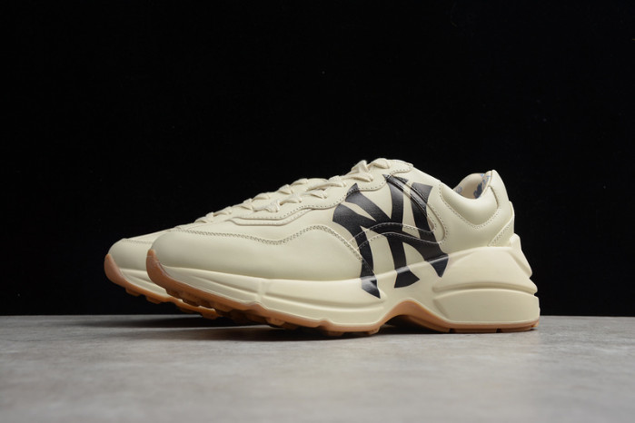 g*u*i ace embroidered low-top sneaker e2283