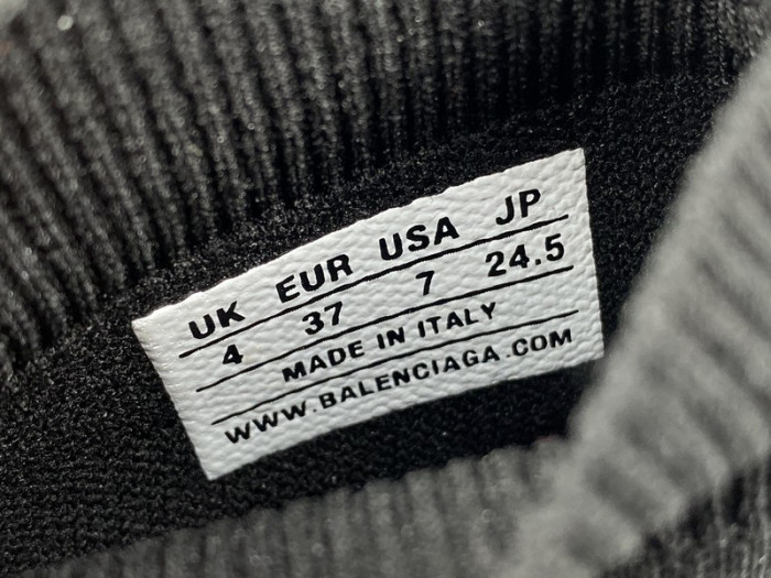 Ba*len*cia*ga speed trainer sneakers black tt2589