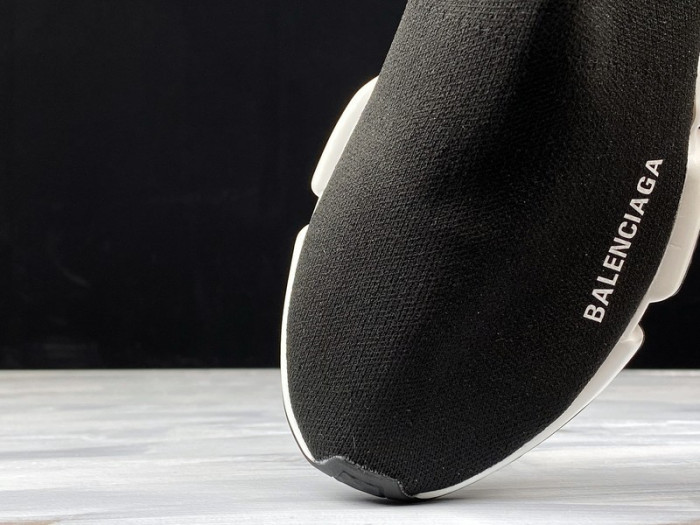 Ba*len*cia*ga speed trainer sneakers black tt2589