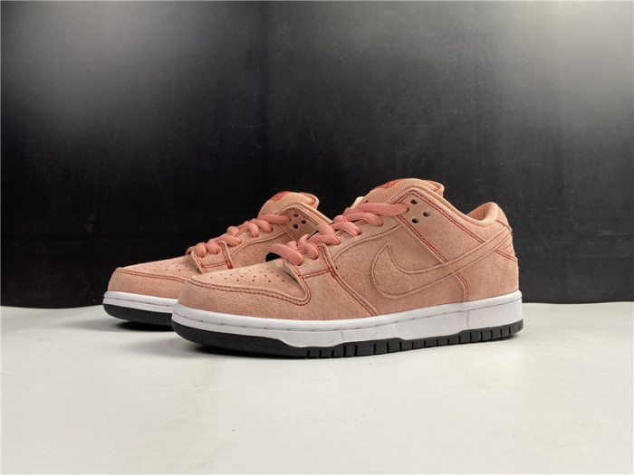 nike sb dunk low “pink” cv1655-600