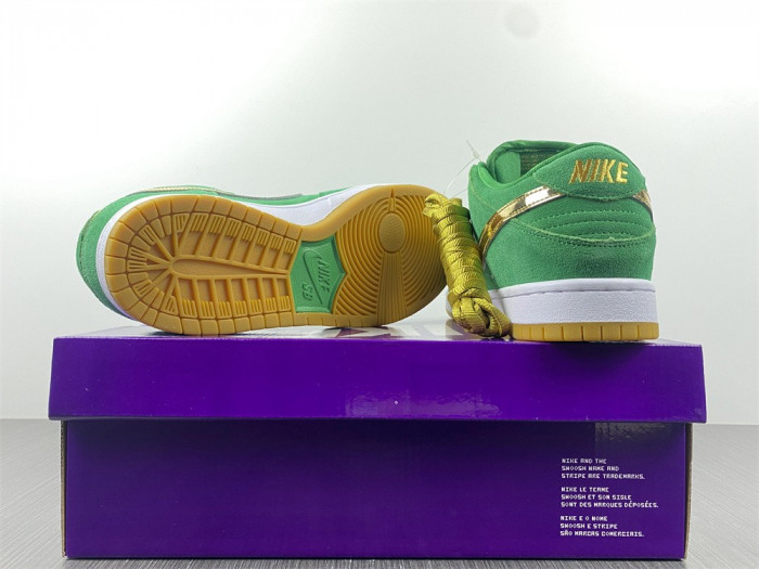 nike sb dunk low pro st. patrick