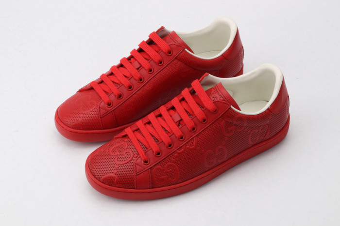 g*u*i ace embroidered low-top sneaker e2333